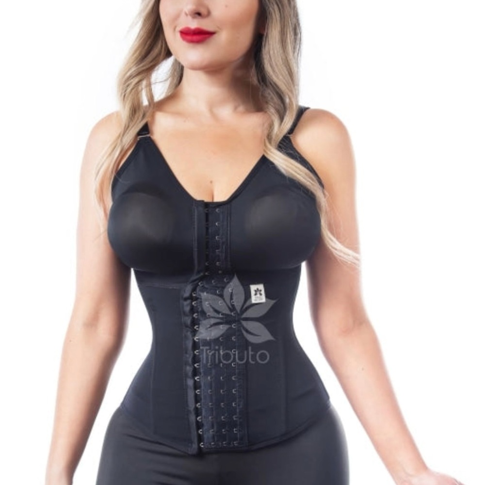 Tributo Faja 4017 Vest Thin Strap With Bra
Vest and Waist trainer